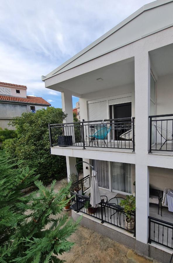 Apartments Tivat Exteriör bild